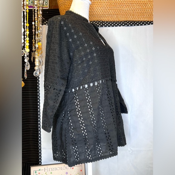 Gretchen Scott Black Cotton Eyelet Tunic Size Large - Picture 5 of 9